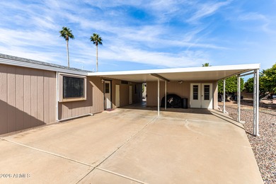 Well maintained home with open & spacious floorplan in the on Apache Wells Country Club in Arizona - for sale on GolfHomes.com, golf home, golf lot