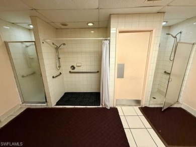 Welcome to this bright and spacious 2-bedroom, 2-bathroom on Inverrary Country Club in Florida - for sale on GolfHomes.com, golf home, golf lot