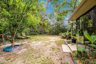 All Brick, 3 bedroom, 2 bathroom home located within the on Tanglewood Golf Club in Florida - for sale on GolfHomes.com, golf home, golf lot