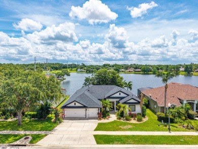 Luxury Lakeview Living in Debary Country Club
4 Bedrooms | 3 on DeBary Golf and Country Club in Florida - for sale on GolfHomes.com, golf home, golf lot