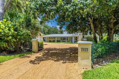 PHENOMENAL Country Club Pointe property with exceptional golf on Vero Beach Country Club in Florida - for sale on GolfHomes.com, golf home, golf lot