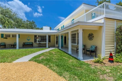 PHENOMENAL Country Club Pointe property with exceptional golf on Vero Beach Country Club in Florida - for sale on GolfHomes.com, golf home, golf lot