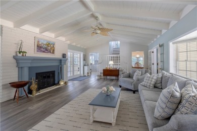 PHENOMENAL Country Club Pointe property with exceptional golf on Vero Beach Country Club in Florida - for sale on GolfHomes.com, golf home, golf lot