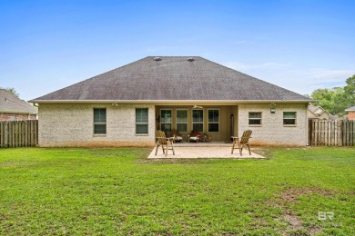 Welcome to a home that introduces you to it's natural light and on Quail Creek Golf Course in Alabama - for sale on GolfHomes.com, golf home, golf lot