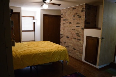 Quaint and quite home on a beautiful street in Fairfield Bay! on Mountain Ranch Golf Club in Arkansas - for sale on GolfHomes.com, golf home, golf lot