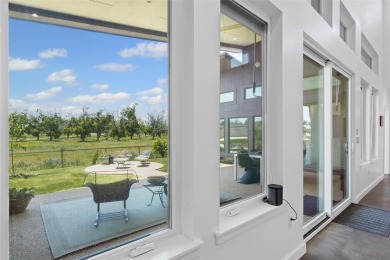 AMAZING MID-CENTURY MODERN HOME in Pecan Plantation's newer on Pecan Plantation Country Club in Texas - for sale on GolfHomes.com, golf home, golf lot