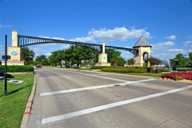 Luxurious Living in a Resort-Style Golf Course Community! on Jim Boggs in Texas - for sale on GolfHomes.com, golf home, golf lot