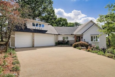 Exquisite custom home w/breathtaking views of forested valley & on Holiday Island Golf Course in Arkansas - for sale on GolfHomes.com, golf home, golf lot