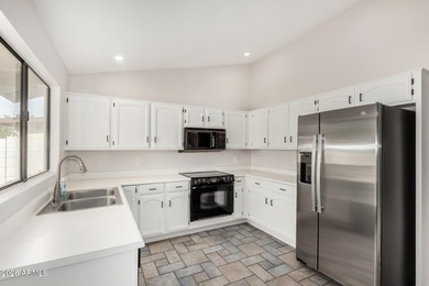 Here's a great 4 bedroom home with a 2 car garage in a really on Alta Mesa Golf Club in Arizona - for sale on GolfHomes.com, golf home, golf lot