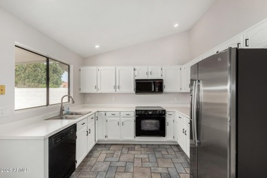 Here's a great 4 bedroom home with a 2 car garage in a really on Alta Mesa Golf Club in Arizona - for sale on GolfHomes.com, golf home, golf lot