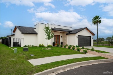 Stunning 2024 custom-built home sits on a desirable corner lot on Los Lagos Golf Club in Texas - for sale on GolfHomes.com, golf home, golf lot
