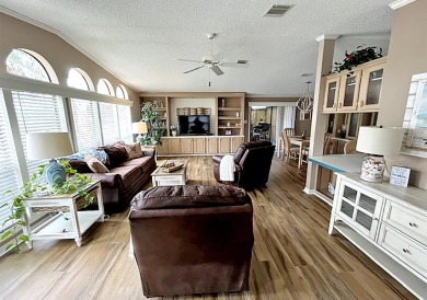Updated 2/bd2/ba home offers an ideal blend of elegance & on Del Tura Golf and Country Club in Florida - for sale on GolfHomes.com, golf home, golf lot