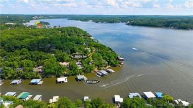 This charming 2,397 sq ft lakefront home in Tan-Tar-A Estates on The Oaks Golf Course in Missouri - for sale on GolfHomes.com, golf home, golf lot