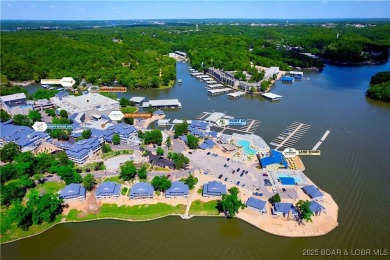 This charming 2,397 sq ft lakefront home in Tan-Tar-A Estates on The Oaks Golf Course in Missouri - for sale on GolfHomes.com, golf home, golf lot
