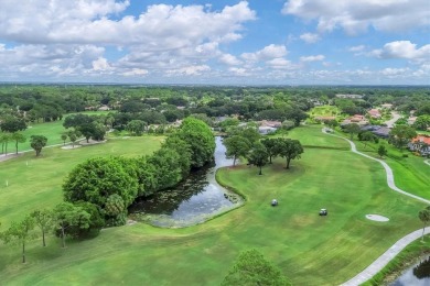 A Zen retreat on the green in Sarasota's sought-after Meadows on The Meadows Golf and Country Club in Florida - for sale on GolfHomes.com, golf home, golf lot