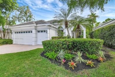 FULL GOLF MEMBERSHIP * Updated Lakefront Pool Home. 3 bedrooms & on Addison Reserve in Florida - for sale on GolfHomes.com, golf home, golf lot