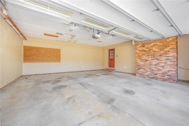 Elegant traditional one level home in Sapona Country Club! So on Sapona Country Club, Inc. in North Carolina - for sale on GolfHomes.com, golf home, golf lot