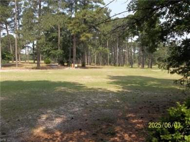Well maintained brick ranch with a short walk between the hedges on Cypress Cove Country Club in Virginia - for sale on GolfHomes.com, golf home, golf lot