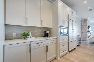 If you dream of living in a home with breathtaking views, it can on Grapevine Golf Course in Texas - for sale on GolfHomes.com, golf home, golf lot