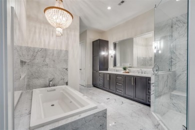 If you dream of living in a home with breathtaking views, it can on Grapevine Golf Course in Texas - for sale on GolfHomes.com, golf home, golf lot