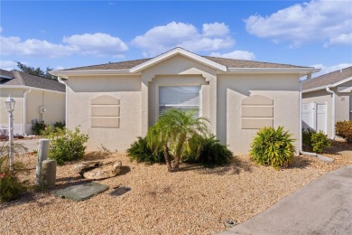 This meticulously maintained 2/2 Block/Stucco WOODLAWN Courtyard on The Links of Spruce Creek in Florida - for sale on GolfHomes.com, golf home, golf lot