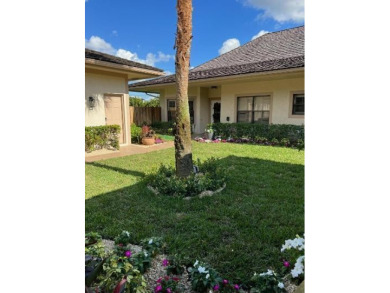 SELLER WANTS TO SELL....Fabulous 2 Bedroom / 2 Bath BUNGALOW in on Palm Beach Polo and Country Club in Florida - for sale on GolfHomes.com, golf home, golf lot