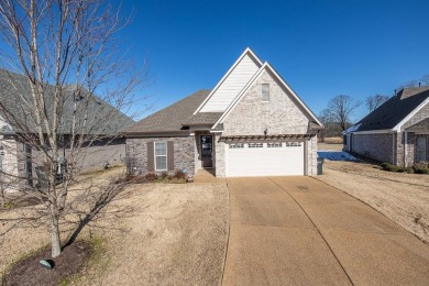 Welcome home to this well maintained property on the golf course on Fair Oaks Golf Club in Tennessee - for sale on GolfHomes.com, golf home, golf lot