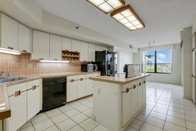 Rarely Available, Imperial Model Floor Plan, This spacious 3 on  in Florida - for sale on GolfHomes.com, golf home, golf lot