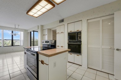 Rarely Available, Imperial Model Floor Plan, This spacious 3 on  in Florida - for sale on GolfHomes.com, golf home, golf lot