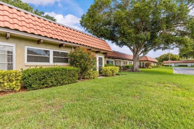 Turn-key 2 BR 2 BA condo in Pinehurst Village. 55+ one-story on The Dunedin Country Club in Florida - for sale on GolfHomes.com, golf home, golf lot