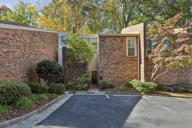 Delightful unit at sought after Howell Place. Enjoy coffee on on Bobby Jones Golf Club in Georgia - for sale on GolfHomes.com, golf home, golf lot