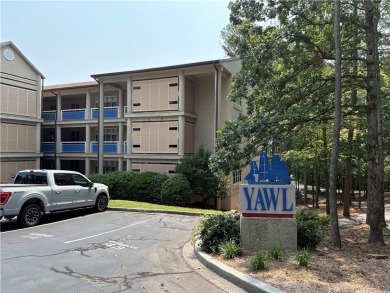 Top Floor End Unit with Lake Views. Totally remodeled and move on Keowee Key Golf and Country Club in South Carolina - for sale on GolfHomes.com, golf home, golf lot