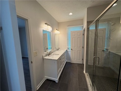 Top Floor End Unit with Lake Views. Totally remodeled and move on Keowee Key Golf and Country Club in South Carolina - for sale on GolfHomes.com, golf home, golf lot