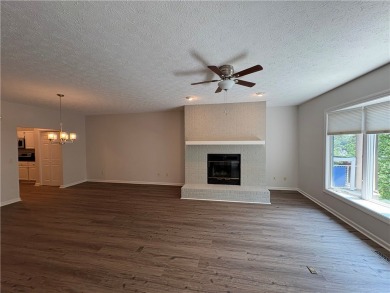 Top Floor End Unit with Lake Views. Totally remodeled and move on Keowee Key Golf and Country Club in South Carolina - for sale on GolfHomes.com, golf home, golf lot