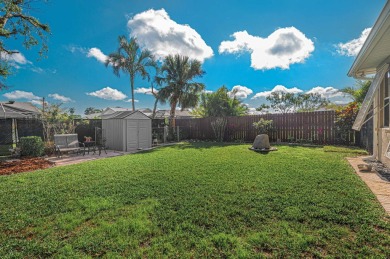 OPEN HOUSE TODAY 11am-2pm. 3-bedroom, 2-bath pool home in on Island Pines Golf Club in Florida - for sale on GolfHomes.com, golf home, golf lot