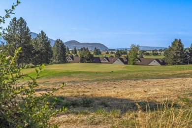 Beautifully maintained home on the 9th hole in the much-desired on  in Oregon - for sale on GolfHomes.com, golf home, golf lot