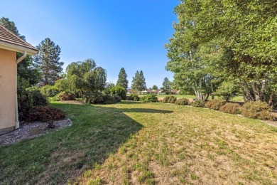 Beautifully maintained home on the 9th hole in the much-desired on  in Oregon - for sale on GolfHomes.com, golf home, golf lot