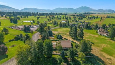 Beautifully maintained home on the 9th hole in the much-desired on  in Oregon - for sale on GolfHomes.com, golf home, golf lot