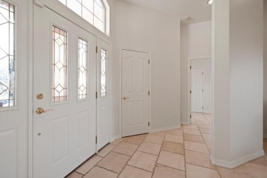 Beautifully maintained home on the 9th hole in the much-desired on Shield Crest Golf Course in Oregon - for sale on GolfHomes.com, golf home, golf lot