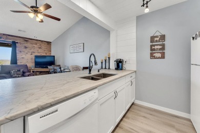 Sellers are offering an $1,000 dollar sellers credit. Indulge in on Pointe Royale Village Country Club in Missouri - for sale on GolfHomes.com, golf home, golf lot