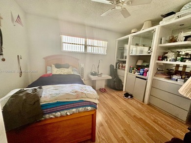 Spacious first floor 2BR/2BA condo in the highly desirable on Hollybrook Golf and Tennis Club  in Florida - for sale on GolfHomes.com, golf home, golf lot