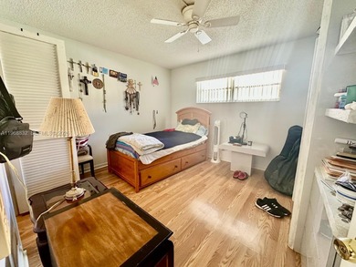 Spacious first floor 2BR/2BA condo in the highly desirable on Hollybrook Golf and Tennis Club  in Florida - for sale on GolfHomes.com, golf home, golf lot