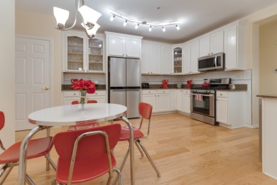Gorgeous fully updated 3-bedroom Merlot ranch in the prestigious on Fox Run Golf Links in Illinois - for sale on GolfHomes.com, golf home, golf lot