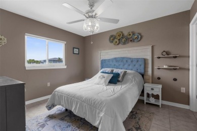 Under contract-accepting backup offers. Beautiful Ground Floor on Kingsway Country Club in Florida - for sale on GolfHomes.com, golf home, golf lot