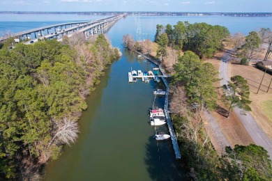 This charming brick ranch home is located in a prestigious gated on Santee-Cooper Country Club in South Carolina - for sale on GolfHomes.com, golf home, golf lot