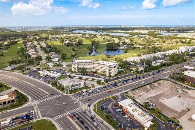 CHARMING STUDIO/EFFICIENCY WITH RESORT-STYLE AMENTIES. Welcome on Seminole Lake Country Club in Florida - for sale on GolfHomes.com, golf home, golf lot