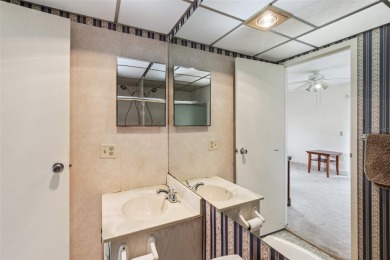 Under contract-accepting backup offers. Affordable end unit on Kings Point Executive Golf Course in Florida - for sale on GolfHomes.com, golf home, golf lot