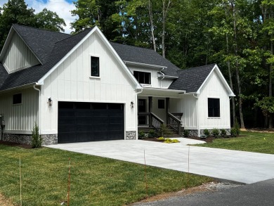 Stunning new construction in Glade Springs Village - convenient on Glade Springs Resort Golf Course in West Virginia - for sale on GolfHomes.com, golf home, golf lot