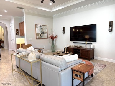 THIS LOVELY HOME IS A MUST SEE TO BELIEVE! This Meticulously on Gateway Golf and Country Club in Florida - for sale on GolfHomes.com, golf home, golf lot