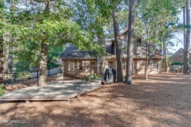 SEE AGENT REMARKS!Annandale, one of Madison's most timeless and on Annandale Golf Club in Mississippi - for sale on GolfHomes.com, golf home, golf lot